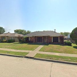 1416 LAREDO LN