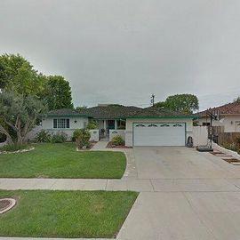 1076 SIERRA MADRE DR