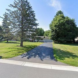 15 VAN CORTLAND DR