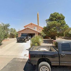 2324 SAGUARO LOOP