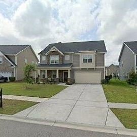 40 REDWALL CIR