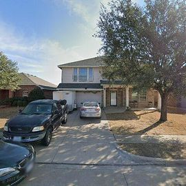 7673 HOLLOW POINT DR