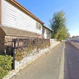 7632 TOPANGA CANYON BLVD #208