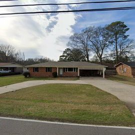 1561 SUMRALL RD