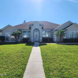 1263 CREPE MYRTLE CT