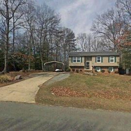 293 OAK RIDGE DR