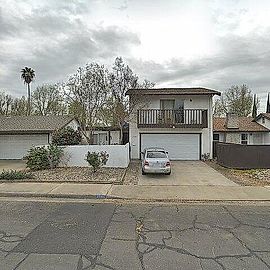 2720 LA PALMA DR