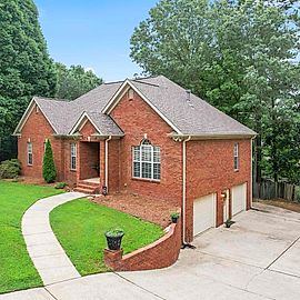 107 MAGNOLIA RIDGE CIR