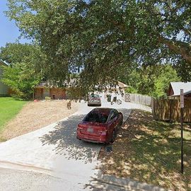 1412 MAGNOLIA DR