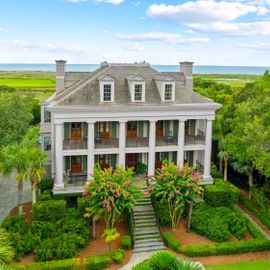 39 OCEAN COURSE DR