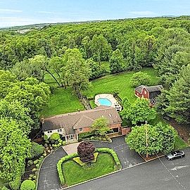 50 UPPER SADDLE RIVER RD