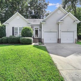 1206 BRIDGE KNOT CT