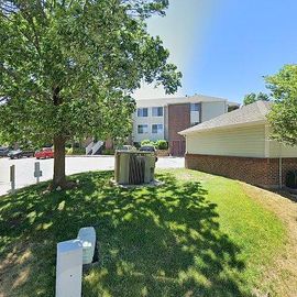 33 S BOULDER CIR #105