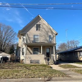 318 KISHWAUKEE ST