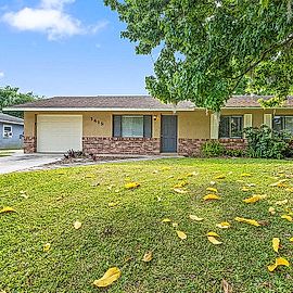 1412 TRAVELERS PALM DR