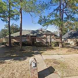 14818 LA RANA DR