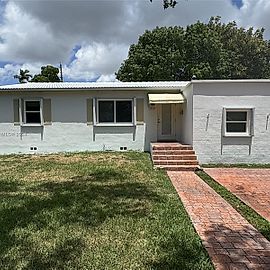 1960 SW 32ND PL